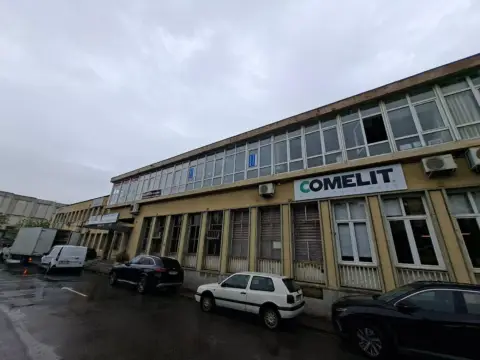 Oficina en Avenida de Cervantes, 51